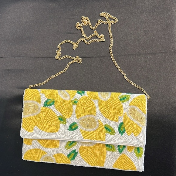 Antik Kraft | Lemon Beaded Clutch/Crossbody - Picture 12 of 12